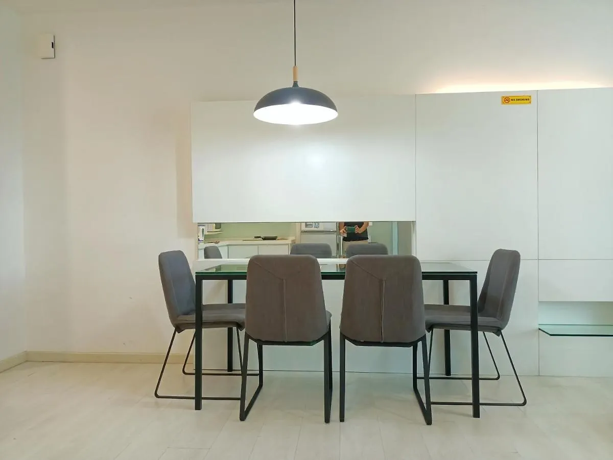 Deluxe Suites Stay, Netflix,2Br, George Town Apartment